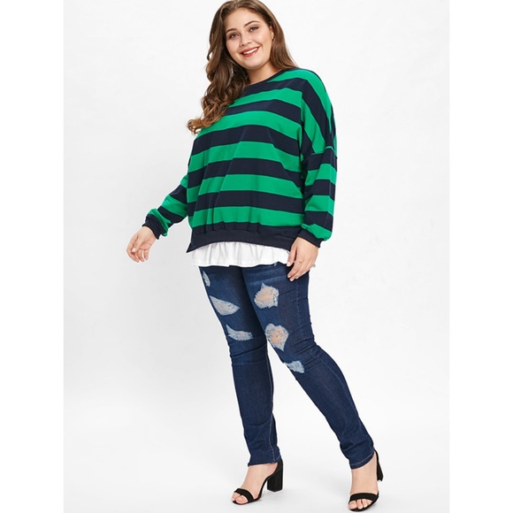 ⭐ Plus Size Striped Layered Look Sweater ⭐ - Picture 3 of 8
